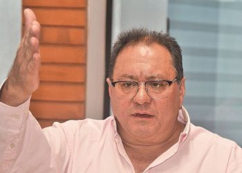 Alderete pidió revisar las actas antes de reconocer a Soledad Núñez