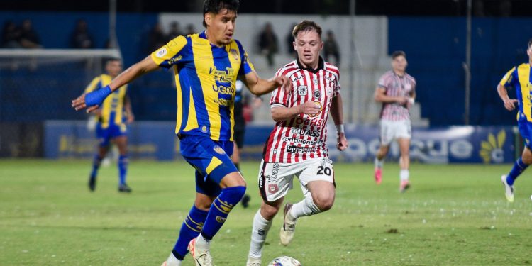 Sportivo Luqueño supera a un complicado San Lorenzo y se encamina a la permanencia