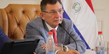 Pettengill mantiene abierta su aspiración presidencial y rechaza las candidaturas impuestas en la ANR