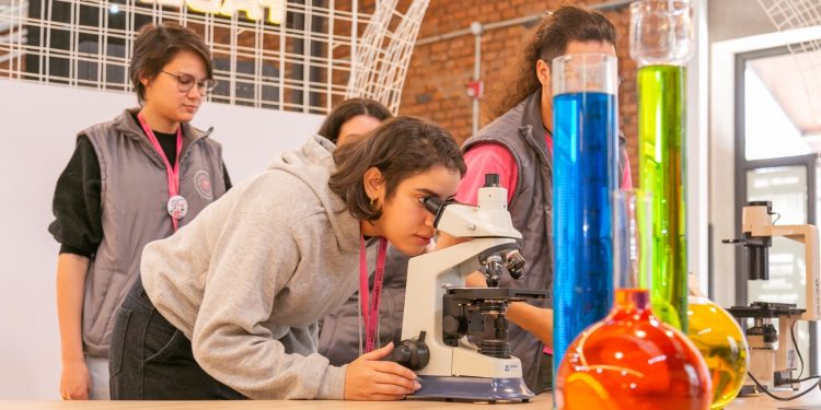 MuCi ofrece actividades científicas para toda la familia durante octubre