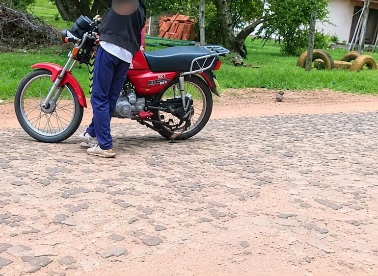 Imagen de la cobertura: Caacupé: adolescente perdió un brazo tras enredarse su ropa en la rueda de una moto