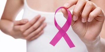 Salud Pública insta a realizar controles para detectar a tiempo el cáncer de mama y cuello uterino