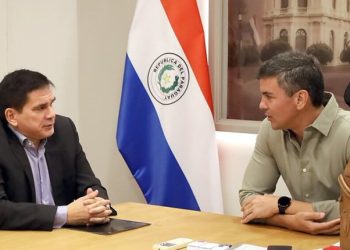 Peña mantiene a Baruja en el gabinete y condiciona una eventual salida a su candidatura
