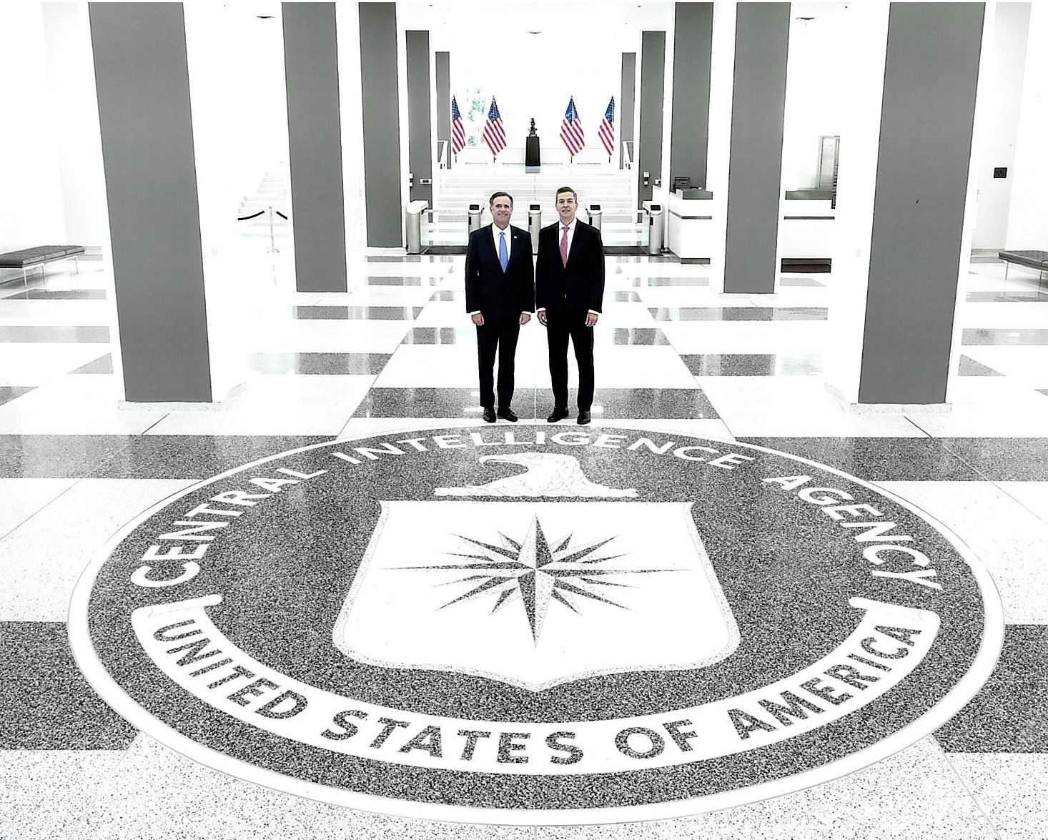 Imagen de la cobertura: Santiago Peña se reunió con el director de la CIA