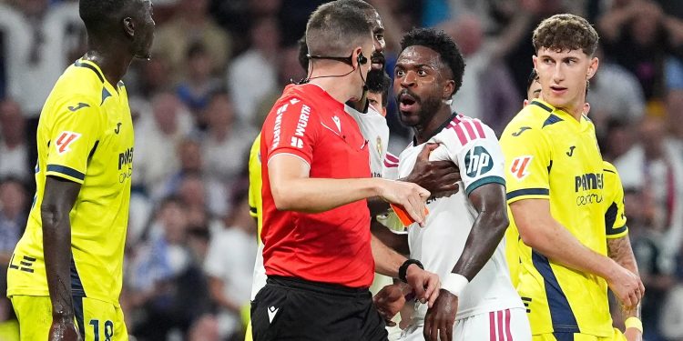Vinícius Júnior afirma que está siendo blanco de los árbitros y exige mayor protección para los jugadores talentosos