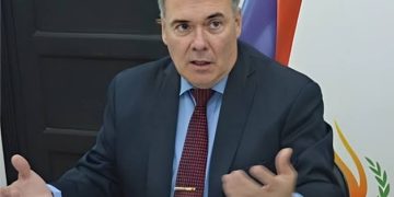 Defensoría del Pueblo alerta sobre violencia entre estudiantes y exige acciones preventivas