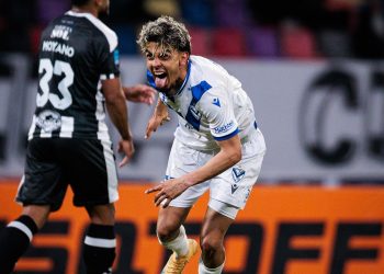 Ronaldo Martínez, hat-trick y una joyita para el recuerdo