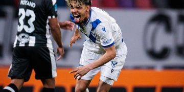 Ronaldo Martínez, hat-trick y una joyita para el recuerdo