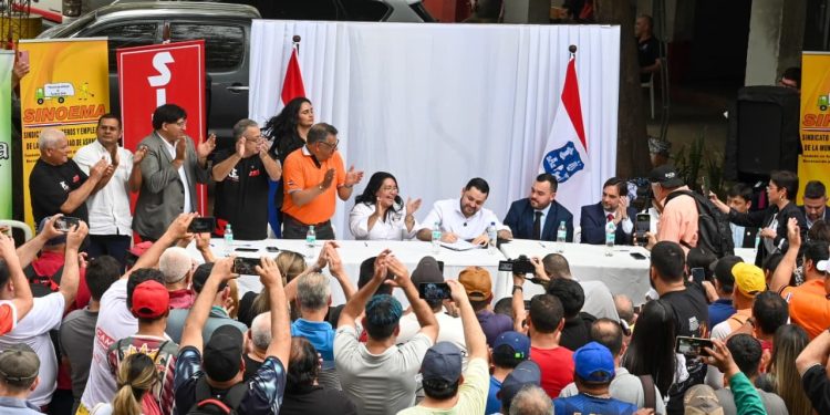 Sindicato de trabajadores de la Municipalidad de Asunción advierten con huelga general