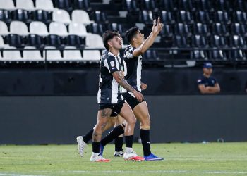 Libertad se reencuentra con la victoria, al derrotar a Sportivo Luqueño