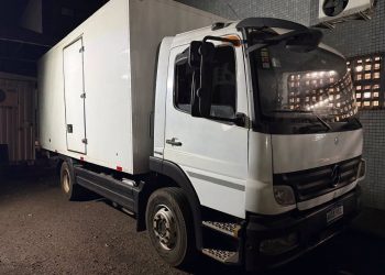 Incautan un camión paraguayo cargado con droga en un depósito de Foz