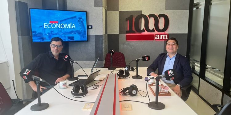 Nakayama propone acuerdo electoral pragmático y una alianza por encima de una concertación