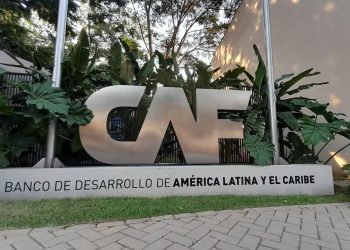 CAF plantea más inversión en infraestructura paraguaya