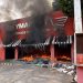 Incendio consume exsupermercado abandonado