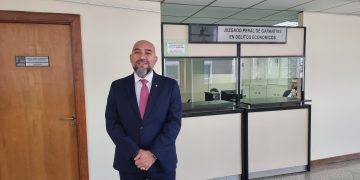 Presentan denuncia penal contra fiscales y un perito por manipulación de pruebas electrónicas