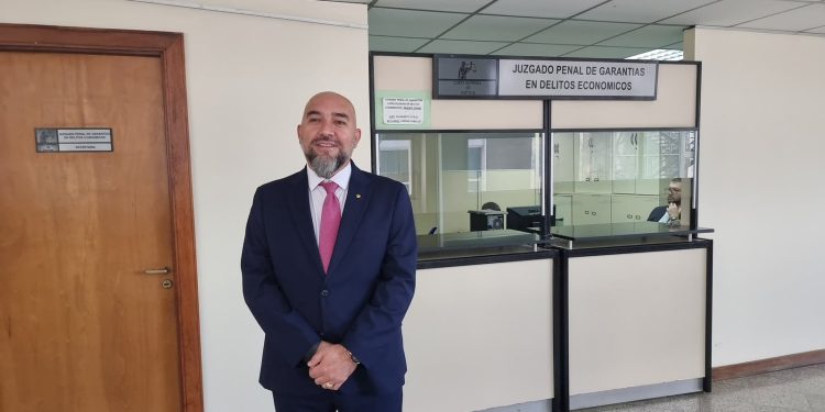 Presentan denuncia penal contra fiscales y un perito por manipulación de pruebas electrónicas