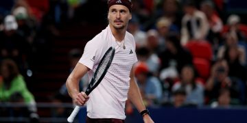 Zverev gana y avanza a semis del Masters 1000 de Shanghái