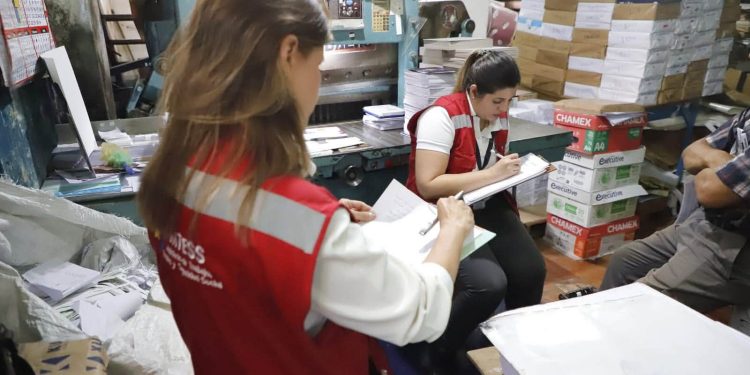 Ministerio del Trabajo interviene imprenta tras grave accidente de un menor