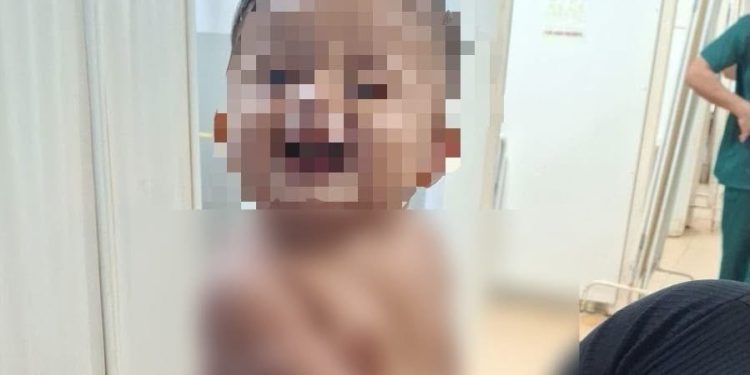 Una madre pidió ayuda desesperada y policías lograron reanimar a su bebé