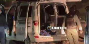 Interceptaron ambulancia con fajos de dinero tras salir del condominio del fiscal general