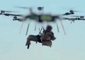 Ucrania evacuó por primera vez a un soldado herido con un dron