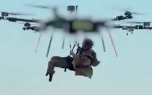 Ucrania evacuó por primera vez a un soldado herido con un dron