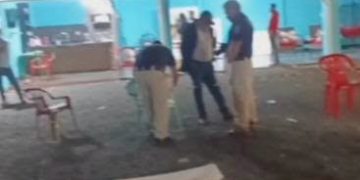 Mataron a balazos al hijo de un músico en un hospedaje de San Pedro