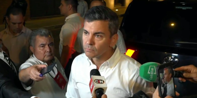 Santiago Peña descarta «victorias rotundas» o «derrotas estrepitosas»