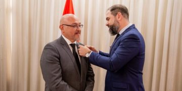 Renuncia el viceministro de Política Criminal tras fuga