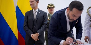 Colombia oficializa su salida del Grupo de La Haya y fortalece sus lazos con Israel