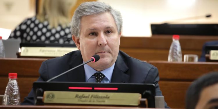 Juez convoca a Rafael Filizzola para definir si va a juicio oral