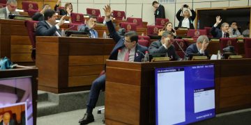 Senadores sancionan pensión graciable para la madre de Rodrigo Quintana