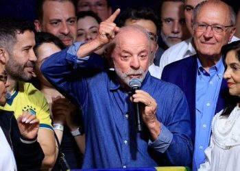 Acciones brasileñas cayeron más del 40% tras la victoria de Lula